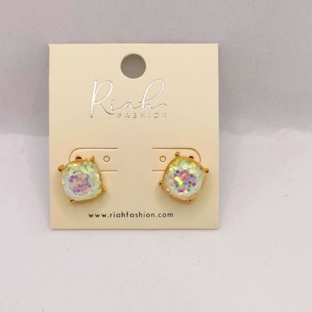 Riah Fashion Iridescent Glitter Stud Earrings Gold Square - Picture 3 of 10